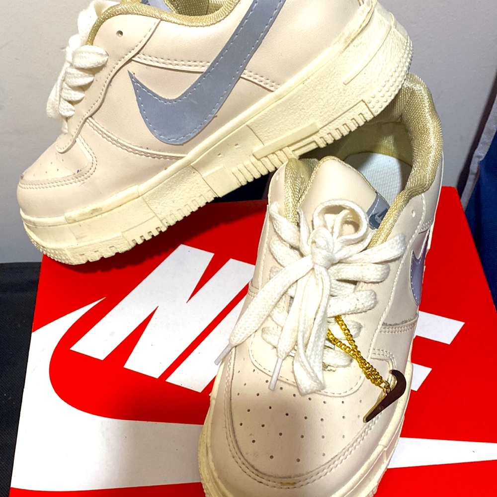 Nike shoes